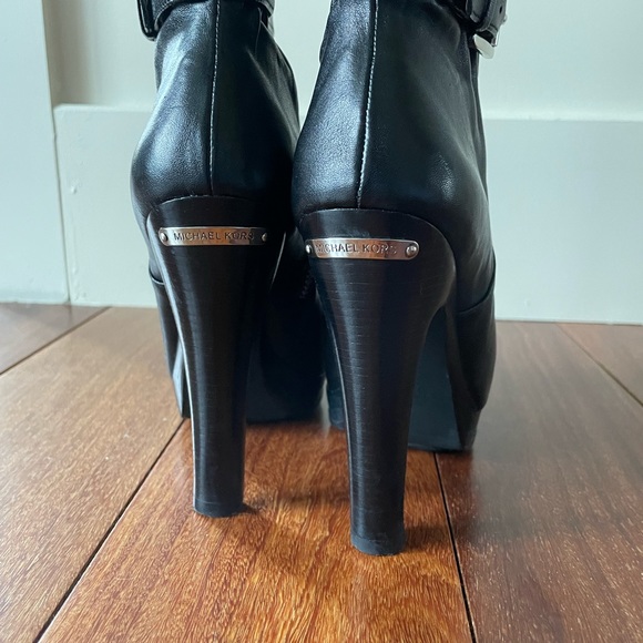 Michael Kors -Veronica Black Boots - Picture 6 of 8